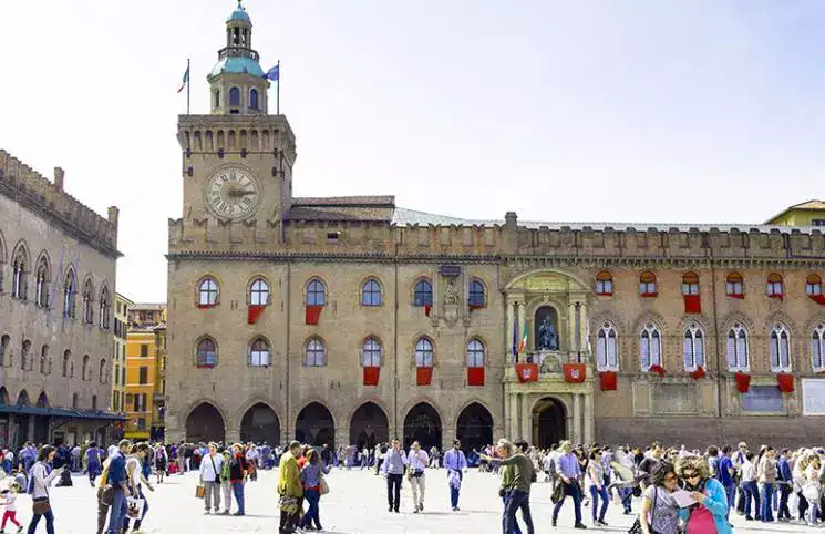 Piazza Maggiore in Bologna, Italy